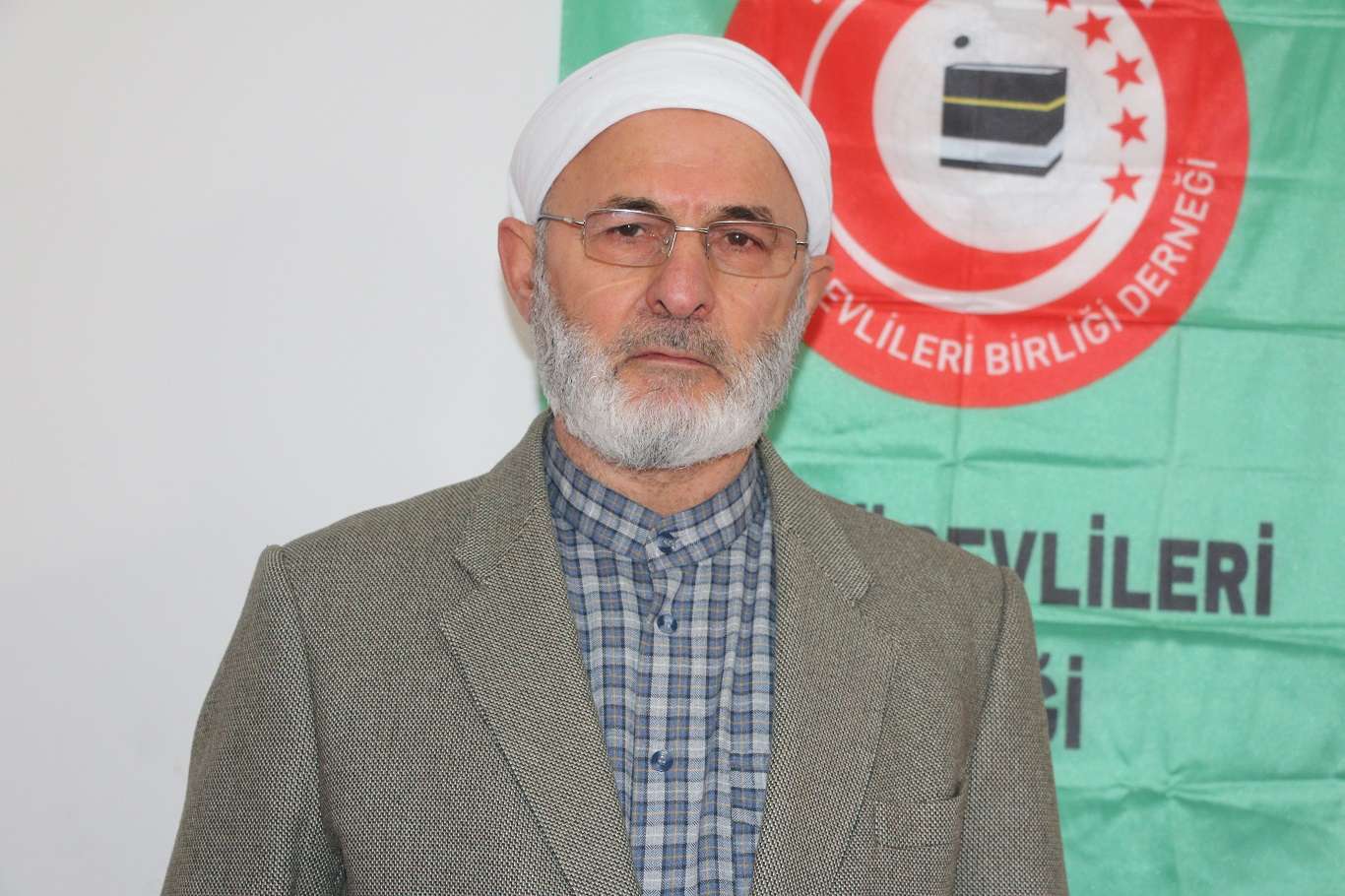 DİN-BİR-DER Şanlıurfa Şube Başkanı Hacı Kurt: Sanatçılar kutsal değerlere saygılı olmalıdır DİN-BİR-DER Şanlıurfa Şube Başkanı Hacı Kurt: Sanatçılar kutsal değerlere saygılı olmalıdır